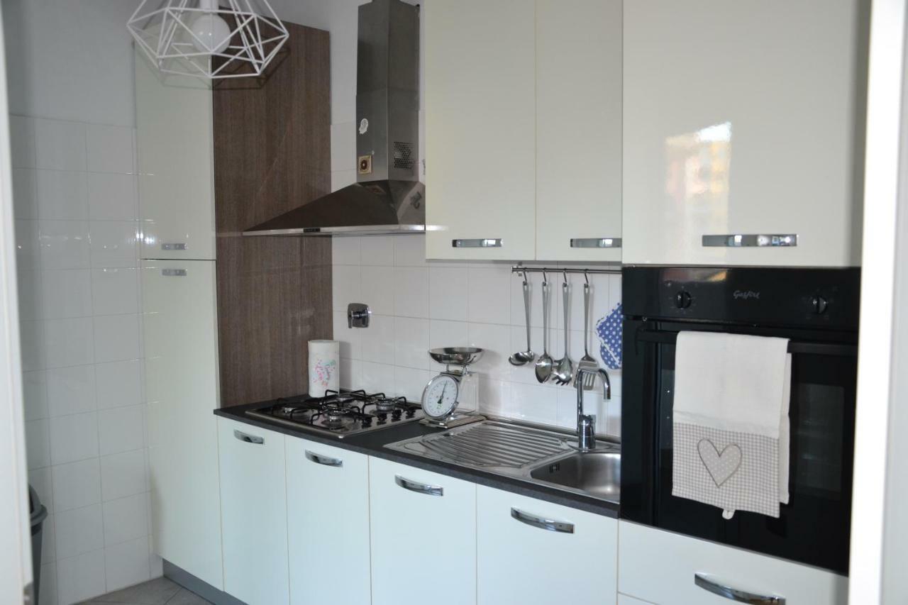 Apt. Acacia - Zona Ospedale Sant'Orsola E Fiera Bologna Ngoại thất bức ảnh